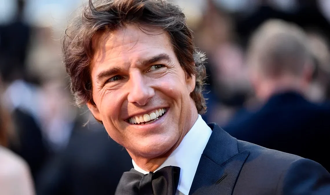 Celebrities with Teeth Implants before and after